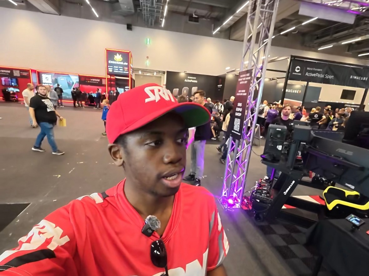 Jorrel Julius at Sim Racing Expo Frankfurt